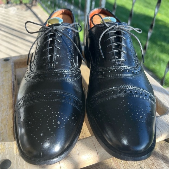Allen Edmonds Strand Black Leather Cap Toe Brogue 6115 Men\'s Size 9D main image 6